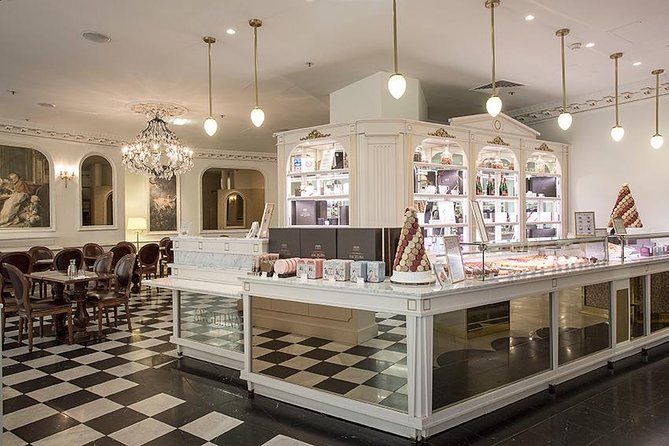 Paris VIP Shopping Experience-Lounge Access, Tea time & Transfer - Price and value: is $119.27 a smart spend?