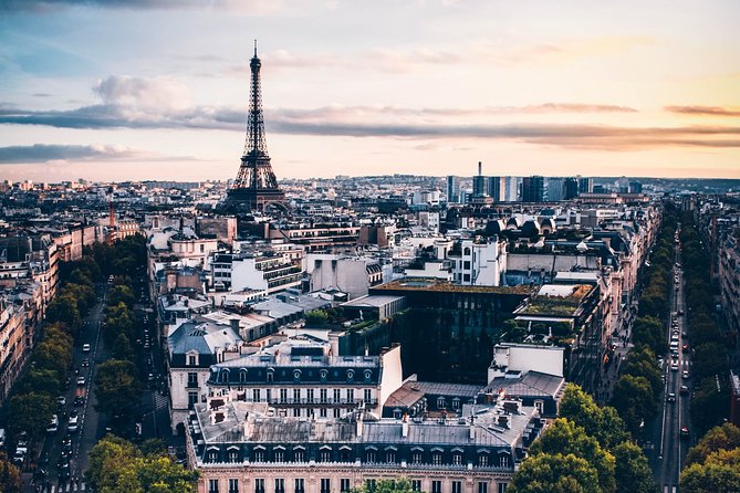 Paris Walking Tours: Discover Paris' Iconic Sites and Secret Spots - Photo-first Paris: getting your bearings with Ed and Julian
