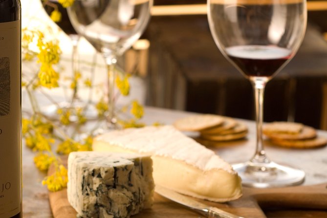 Paris Wine and Cheese Pairing Private Masterclass in a Bistrot - What you taste: four wines and three cheeses