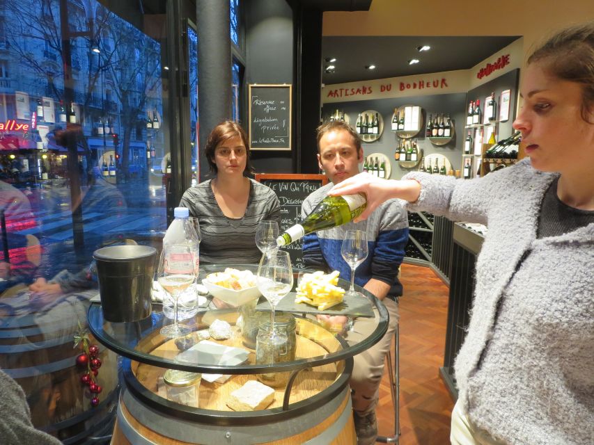 Paris: Wine and Cheese Tasting - Pairing hard and soft cheese with wine: what to pay attention to