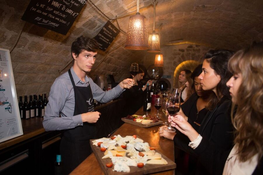 Paris: Wine Making Workshop - Stepping Into a King-of-France Wine Cellar on Rue de l’Arbre Sec