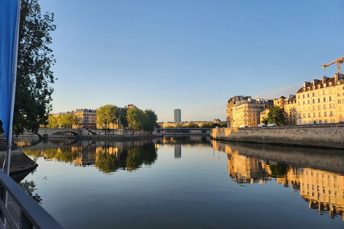 Paris Without People - Sunrise Bike Tour & Breakfast - Marais Morning Streets: Quiet Blocks Before Work Starts