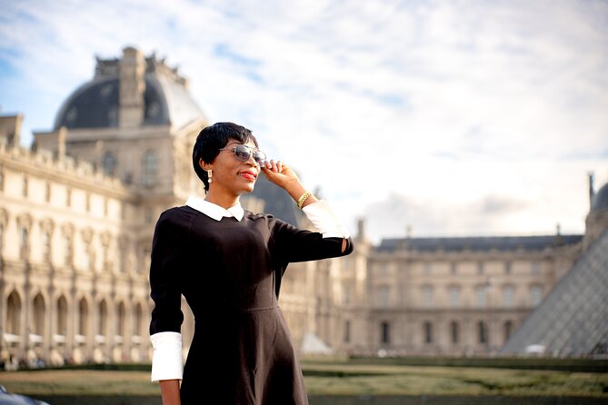 Paris: Your Own Private Photoshoot at Louvre Museum - Meeting Point: Louis XIV at Cour Napoléon (How Not to Get Stuck)
