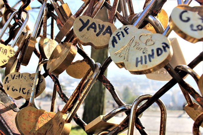 Paris Your Perfect 2-Day Stay Custom Private Tour - Day One: Louvre highlights, Seine photos, and Marais-by-café energy