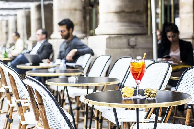 Paris: Your Perfect Private Customized Day Tour–Half or Full Day - Montmartre and Sacre-Coeur: neighborhoods with photo-ready streets