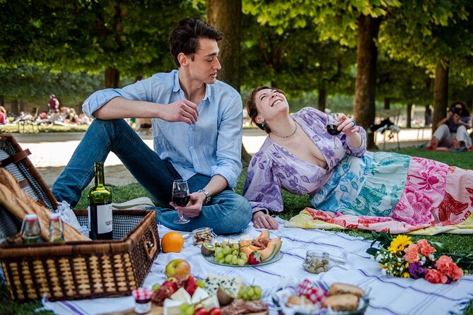 Parisian Romantic Picnic - When weather changes: what to expect