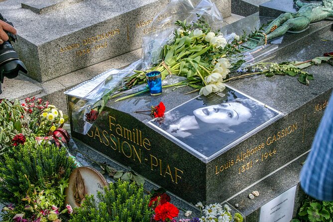 Père-Lachaise Cemetery Paris Tour with Audioguide - FAQ