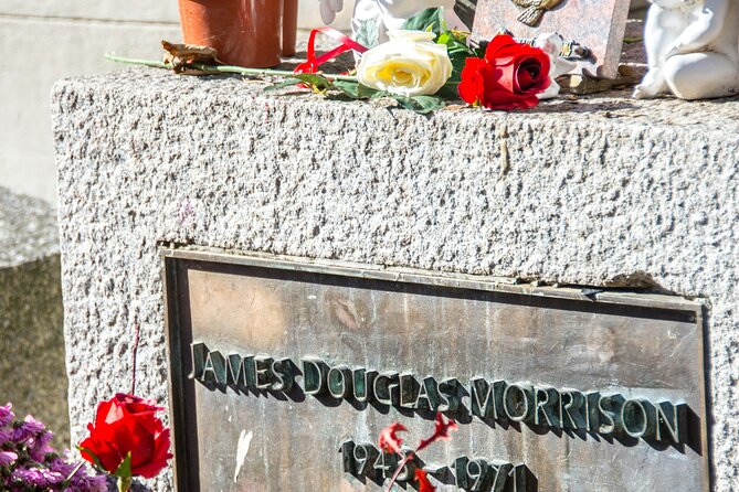 Père Lachaise Cemetery Tour, Tales from the Graves and Crepes - Why this Père Lachaise tour feels different than a self-guided walk