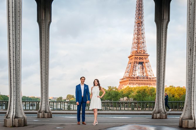 Photo shoot in the Eiffel Tower area - Trocadéro meeting point: the Eiffel Tower angle you came for