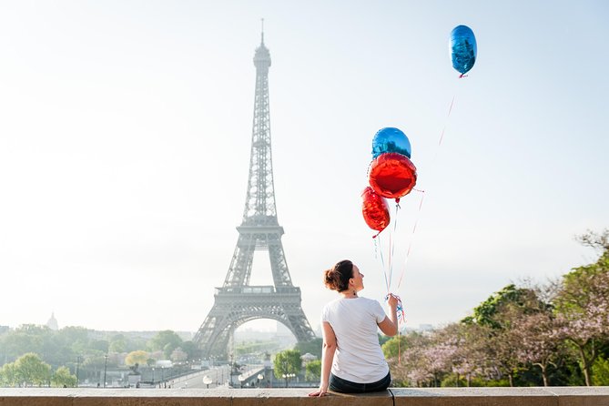 Photo shoot in the Eiffel Tower area - Who should book this Eiffel Tower photo shoot (and who might not need it)