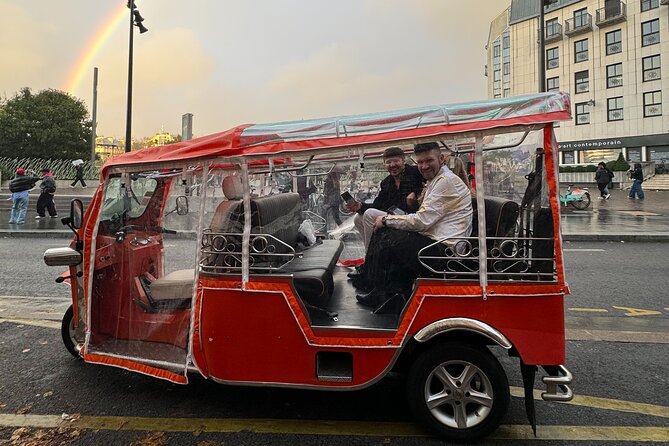Premium private tour of Paris in an Electric TukTuk (4 hours) - Eiffel Tower without the guesswork: the Trocadéro viewpoint