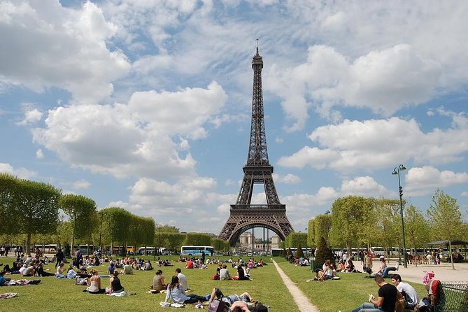 Private 4-hour city tour of Paris with driver and official guide - Notre Dame Outside: How to Get the Story Without the Ticket Lines