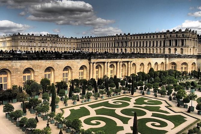 Private 5-hour tour to Palace of Versailles from Paris Hotel - Gardens Included: Where to Walk When You Need a Breather