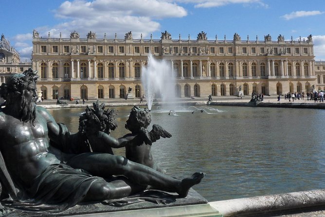Private 5-hour tour to Palace of Versailles from Paris Hotel - Price and Value: Is $911.95 Per Person Worth It?
