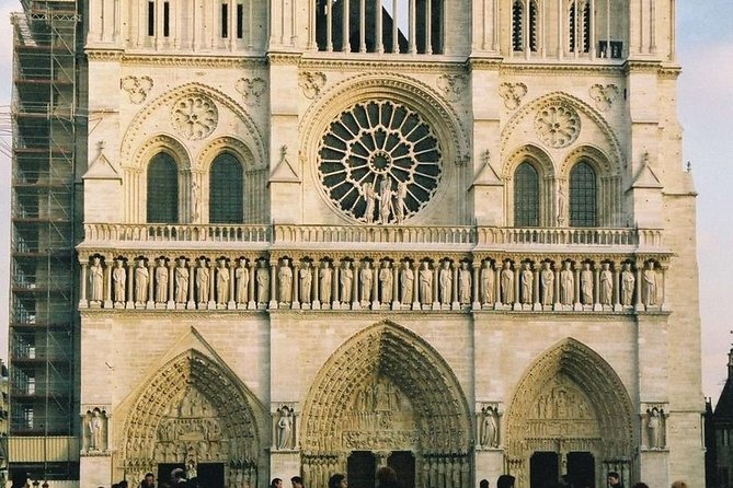 Private 8-hour city tour of Paris with driver and official guide - Hotel pick up - Orsay Museum in a short visit: what 40 minutes usually means