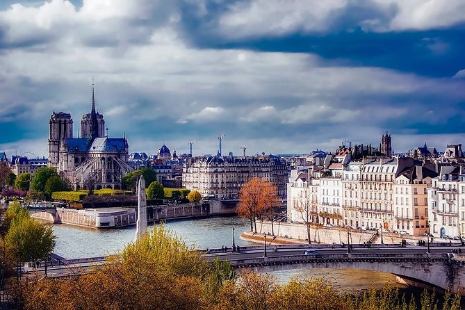 Private 8-hour city tour of Paris with driver and official guide - Hotel pick up - Opera Quarter and Palais Garnier: seeing the building without the full commitment
