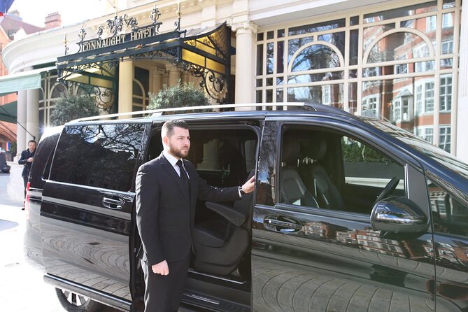 Private Arrival Transfer from CDG or ORLY airports to Paris city - Airport Arrival Made Simple: Finding Your Driver at CDG or ORLY