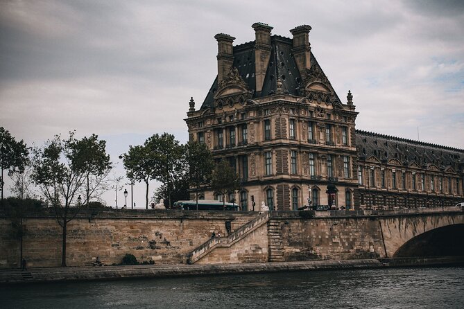 Private cruise in Paris - Passing Through the City of Fashion and Design: Catch the Seine’s Character