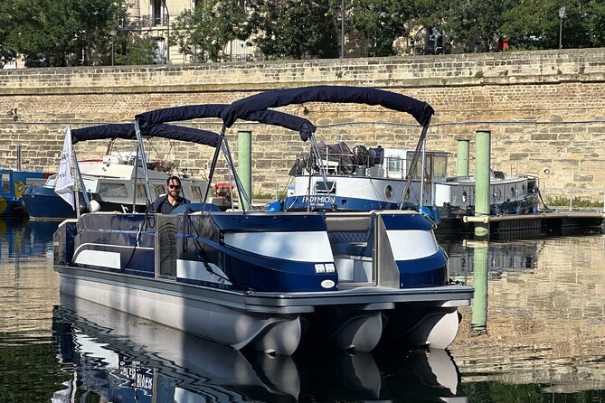 Private cruise in Paris - Private by Design: Up to 6 People, Calm Pace, No Crowd Control