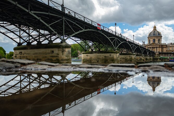 Private Cruise to Discover Paris - Louvre and Orsay From the River: Culture Without Ticket Lines