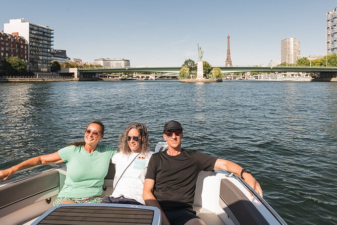 Private Cruise to Discover Paris - What’s Included On Board (and What You’ll Likely Want to Plan)