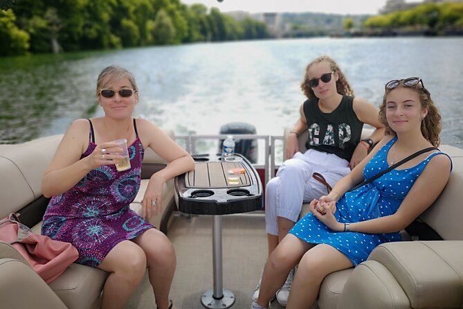 Private cruise with Paris water way - Île de la Cité and the Palais de Justice area: where Paris’ power lived