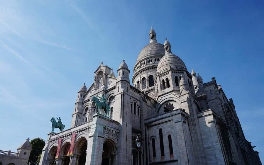 Private & Customizable Paris Tour: Eiffel, Louvre & More - River-walk Paris: Notre-Dame, Pont Neuf, Latin Quarter, Panthéon
