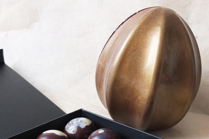 Private Family Chocolate Making Class in Paris - The Tasting Room Portion: Learning by Sampling Bonbons