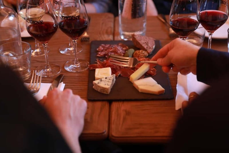 Private French Wine Tasting with a Wine Expert in Montmartre - Practical Tips to Get More Out of the Bottles