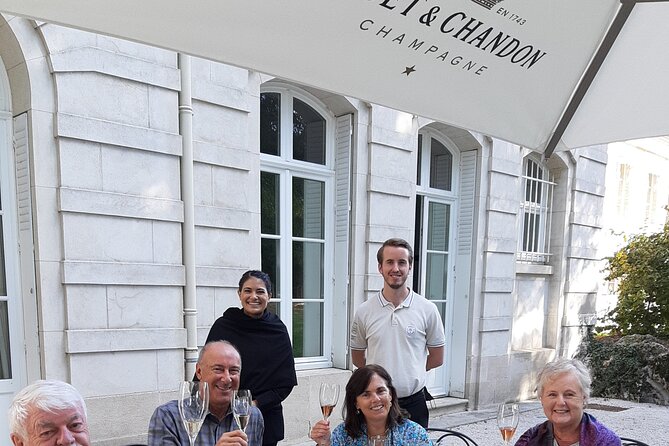 Private Guided Tour in Champagne from Paris with Moet&Chandon visit. - Lunch on the Avenue de Champagne: what’s booked vs what you pay