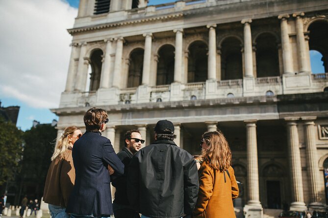 Private Guided Tour of Paris in a Vintage Land Rover - The Paris Loop: Opéra Start, Montmartre Focus, Back to Place de l’Opéra