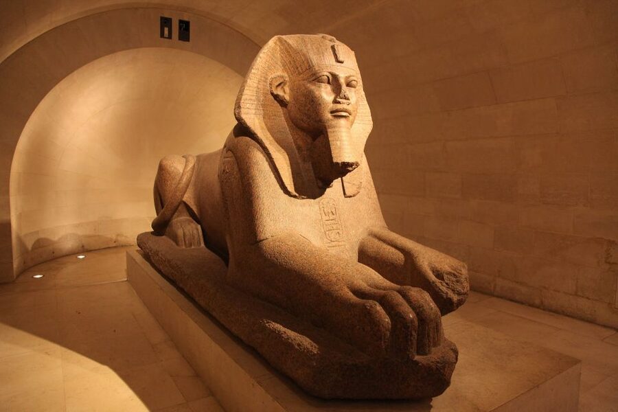 Private Guided Tour, The Louvre by night ! - Why the Louvre feels different after closing-time