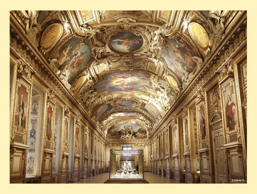 Private Guided Tour, The Louvre by night ! - Meeting at the Pyramid: Louis XIV, your entry, and your first win