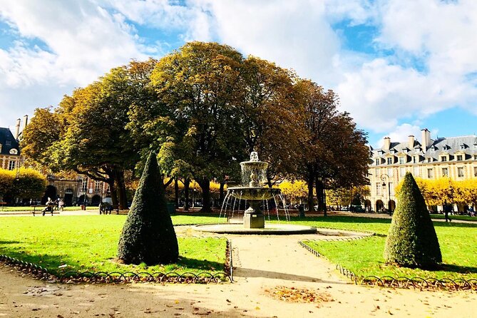 Private Half Day Historic Tour - Finishing at Place des Vosges: your best spot to land the plane