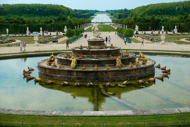 Private Half Day Versailles with Audio Guide Tour from Paris - Entry to the Palace and Gardens: skip the hassle, then plan your route