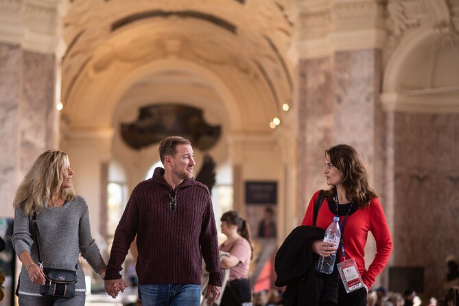 Private night tour at the Louvre - Key Highlights Worth Your Time