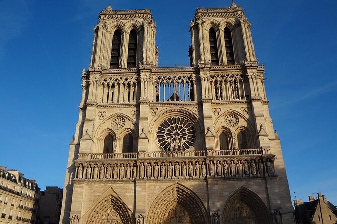 Private Notre-Dame walking Tour w/ Optional Sainte-Chapelle Entry - Île de la Cité to the Parvis: Where the Walking Tour Ends