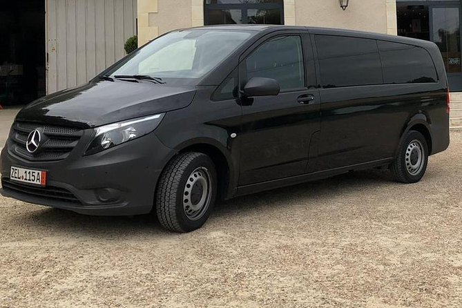 Private one way transfer from Port Le Havre to Paris or back - What the 2–3 hour drive feels like (WiFi, air conditioning, clean car)