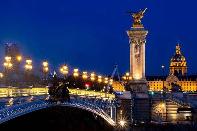 Private Paris City Night Sightseeing Tour - The Seine in the dark: Île de la Cité, Notre-Dame, and Pont Neuf