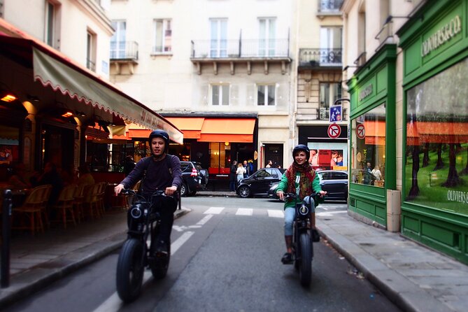 Private Paris electric bike ride with video - What you get besides the ride: photos, video, and time-lapse memories