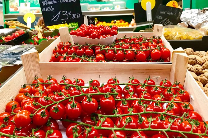 Private Paris Marche d'Aligre Walking Tour with Tastings - Cheese, Charcuterie, and Wine: How the Tasting Teaches You to Buy