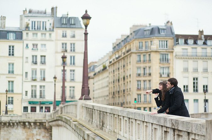 Private Paris Shopping Tour - Stop 3: Galeries Lafayette for Big-Store Browsing in a Tight Window