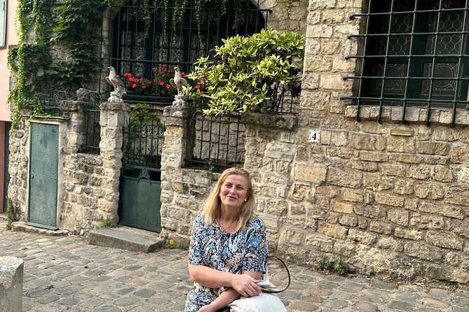 Private Paris tour By Minivan, private guide, Champagne(optional) - Galeries Lafayette Haussmann: Browsing Time in a Real Shopping Landmark