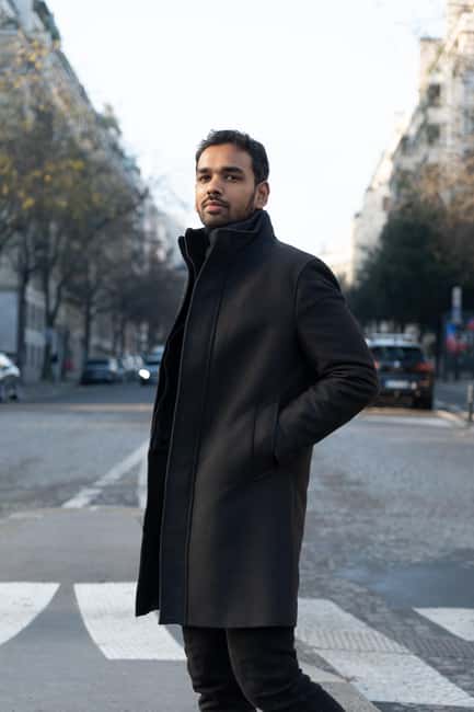 Private Photo Session - Streets of Paris - Posing Tips You Can Reuse on Future Trips