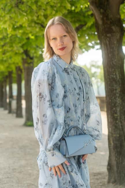 Private Photo Session - Streets of Paris - Why the $117 Price Can Make Sense