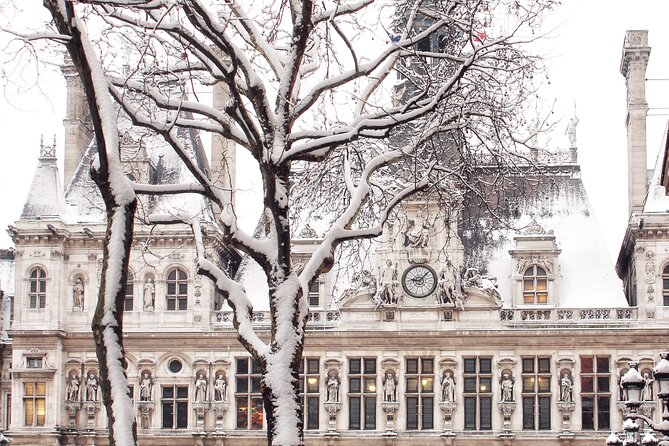 Private Photo Tour in Paris with a Professional Photographer - Stop 4: Le Mur des Je t’aime (The Photo Stop That Feels Like a Character)