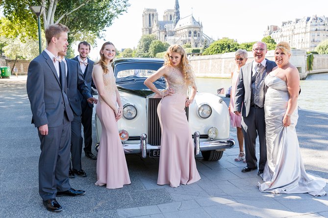 Private Photography Walking Tour of Paris: Latin Quarter or Montmartre - Route focus: Notre Dame views and Latin Quarter café streets