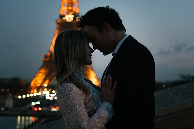 Private Photoshoot Session in Paris - Photographer in Paris - Trocadéro Stops: Where the City Looks Like a Postcard