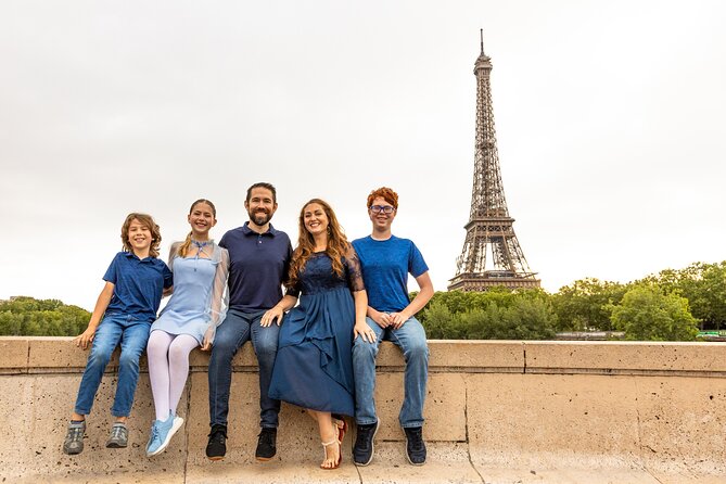 Private Professional Photoshoot in Paris - A private Paris photoshoot that actually feels personal