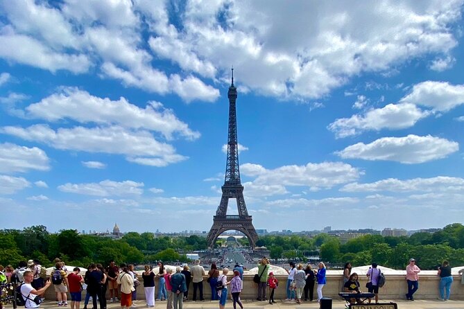 Private Tour: Eiffel Tower Summit PreBooked Tickets by Lift - The Summit View Experience: Third-Floor Panoramas With Help Reading Paris